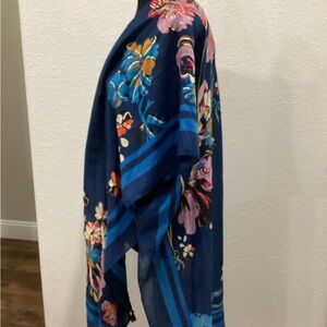 Woven Heart Blue Floral Kimono Wrap